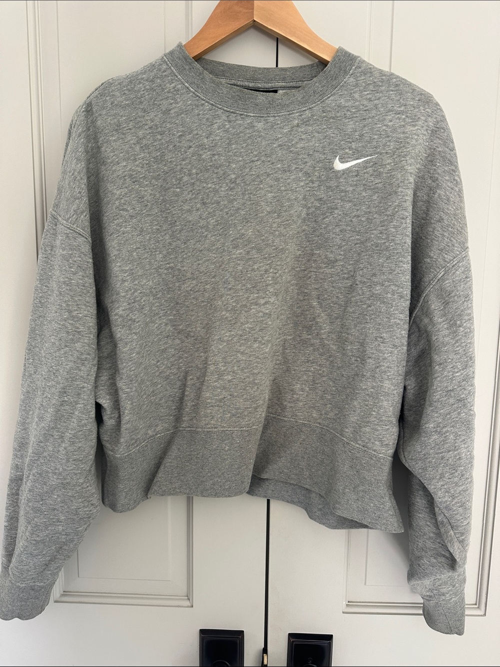 Nike Grey Cropped Sweatshirt